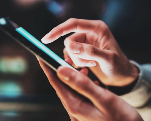 Мошенники придумали новую аферу с новогодними открытками