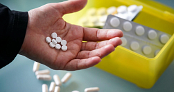 Не оставлять на кухне и в ванной комнате: врач назвала главные ошибки в хранении лекарств