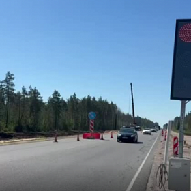 Водители, готовьтесь к реверсам: на Киевском шоссе в Ленобласти стартует укладка асфальта
