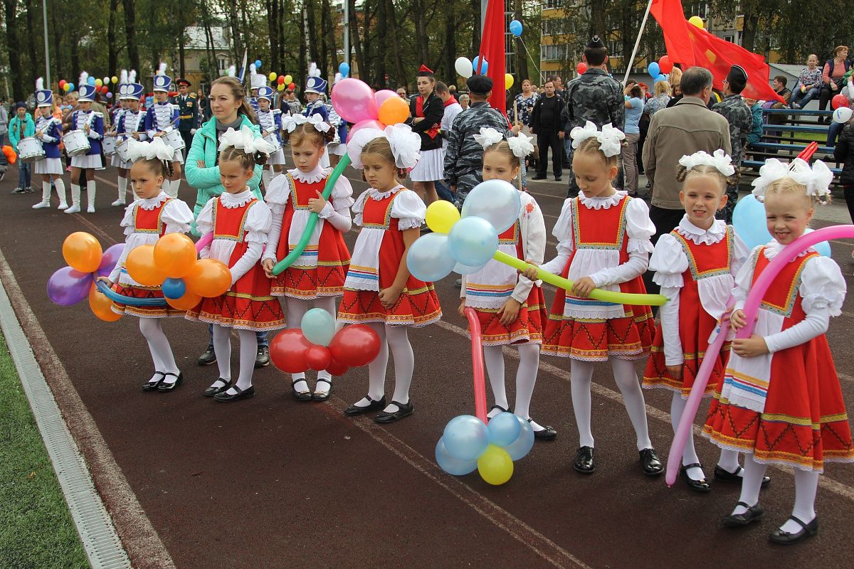 С праздником, Металлострой!