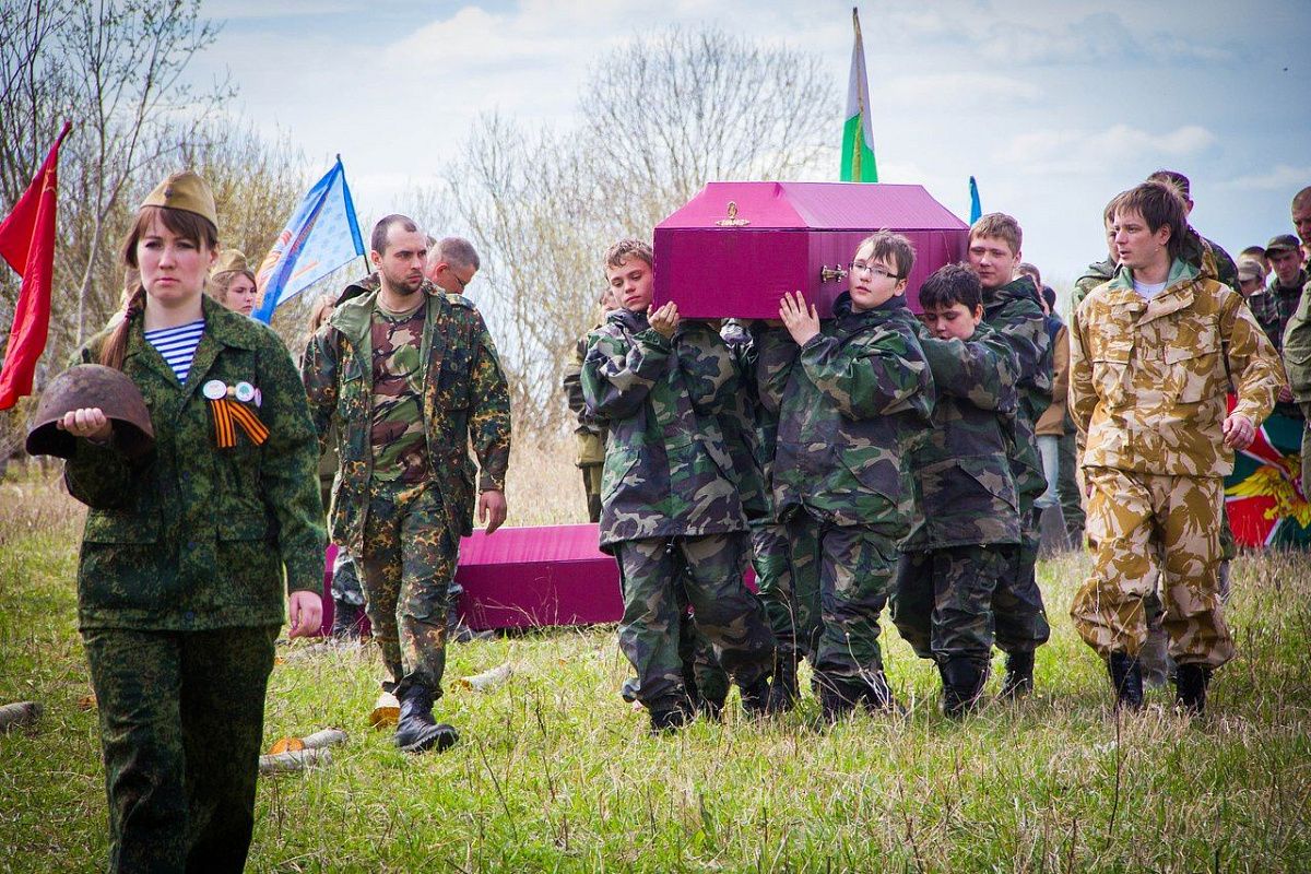 Колпинские поисковики вернулись из экспедиции