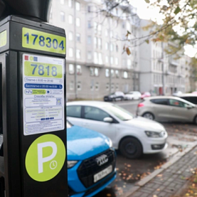 В Петербурге утвердили новые тарифы на парковочные абонементы