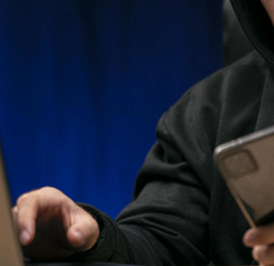 Мошенники начали подделывать сайты юридических фирм и адвокатов