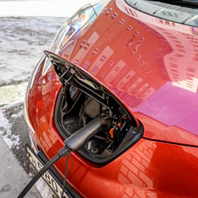 Правительство РФ установило приоритет экотранспорта при госзакупках автомобилей