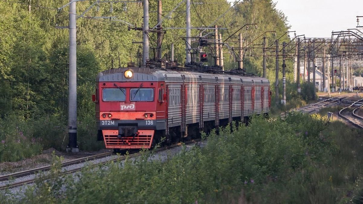 В Петербурге с 25 мая электрички перейдут на летний график В Петербурге с 25 мая электрички перейдут на летний график