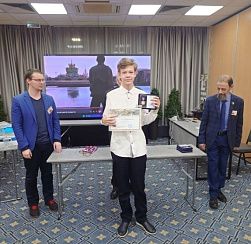 Ученик школы № 467 стал победителем всероссийского конкурса исследовательских работ
