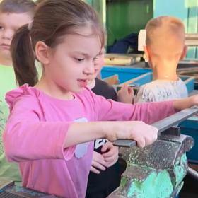 Маленькие исследователи в мире профессий