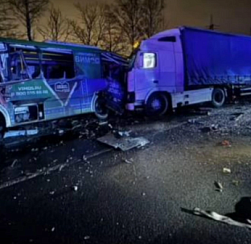 Два человека погибли в результате аварии на Московском шоссе