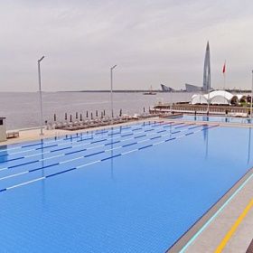 В Петербурге открыли 50-метровый всесезонный бассейн