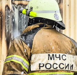 Более 14 лесных пожаров полыхают в Якутии