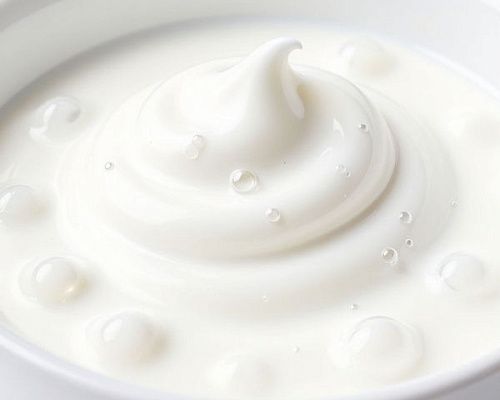 Лишь четверть сметаны в магазинах Петербурга прошла проверку качества и безопасности