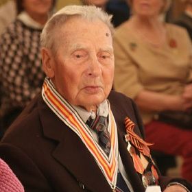 14 октября свой 98-й день рождения отметил почётный житель г. Колпино