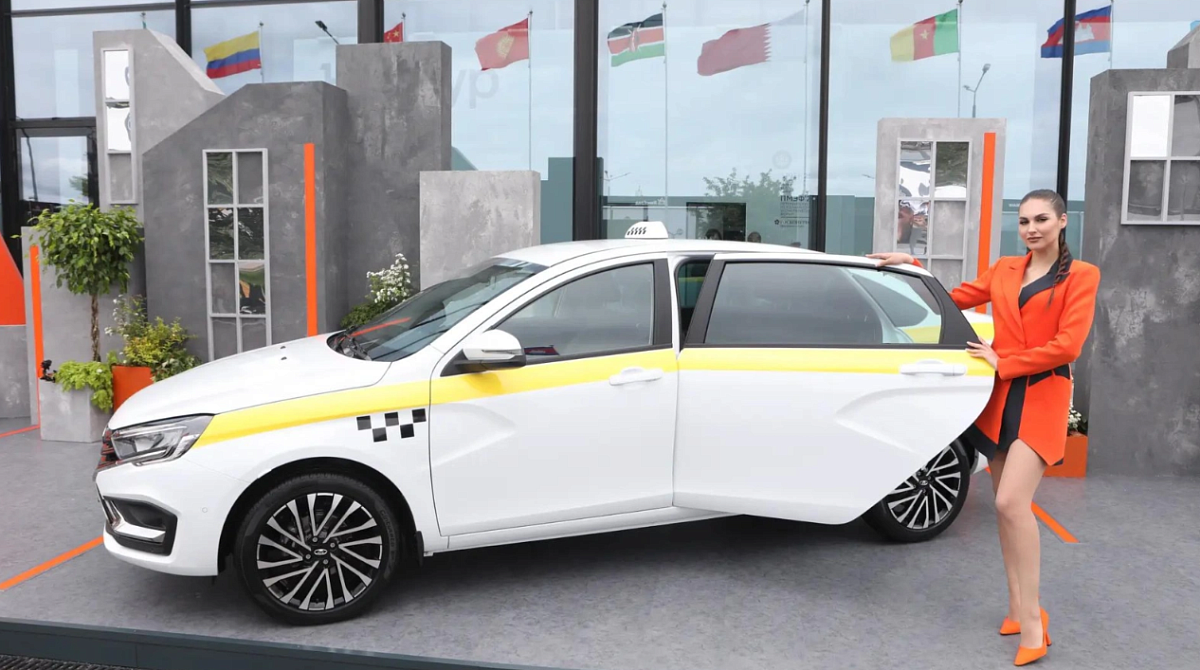 Произведённые на петербургских заводах автомобили станут востребованы у таксистов