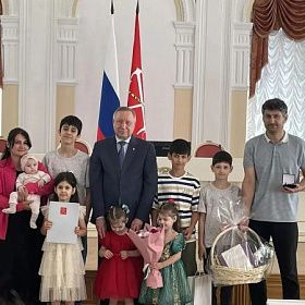 Новый микроавтобус для многодетной семьи! 