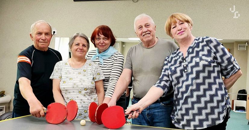 В Колпинском районе реализуется программа «Серебряный возраст»