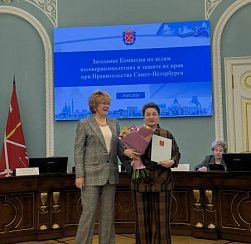 В Смольном состоялось расширенное заседание Комиссии по делам несовершеннолетних