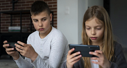 Мошенники обманывают подростков под предлогом вывода денег с «Пушкинской карты»