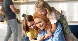 С 1 февраля 2026 года в России изменятся правила выдачи семейной ипотеки