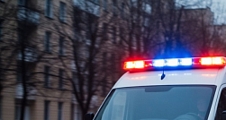 Десятиклассница выпала с балкона 20-го этажа на Малой Балканской