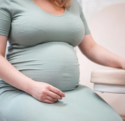 Стал известен максимальный размер пособия по беременности в 2026 году