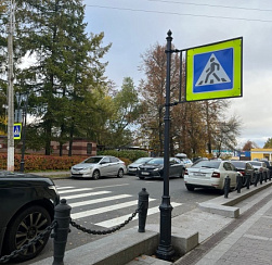 Жители Колпино могут воспользоваться новым пешеходным переходом