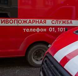 В Колпинском районе из-за пожара эвакуировали восемь человек
