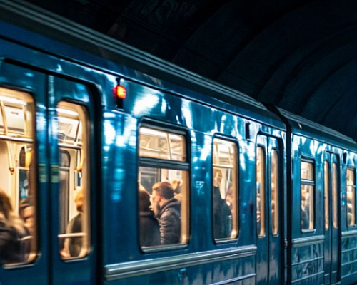 В Петербурге в честь Дня города общественный транспорт будет работать в ночь на 30 мая