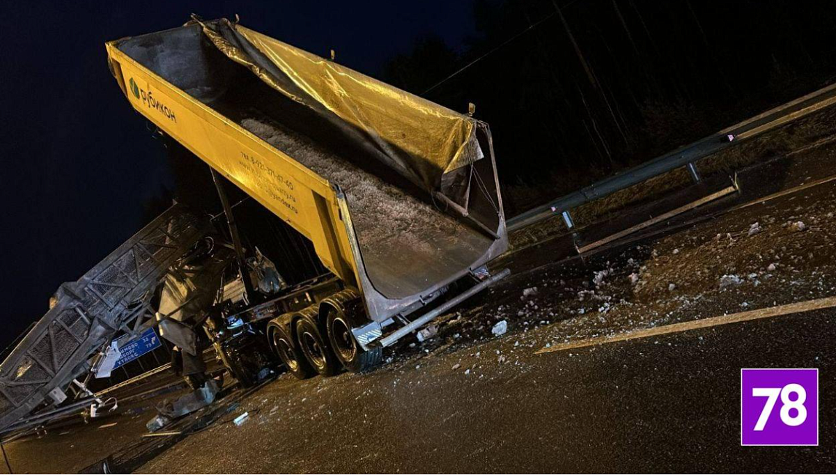 Трасса А-121 Сортавала полностью перекрыта на 80 километре из-за аварии