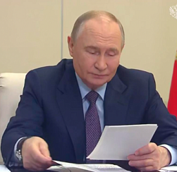 Упрощённый доступ к маткапиталу: Путин подписал новый закон