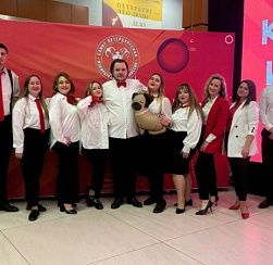 Педагоги Колпинского района победили в играх КВН