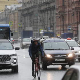 В Петербурге подешевели машины с пробегом от дилеров