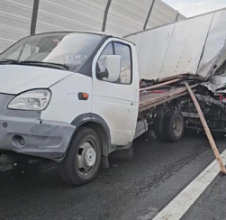 На КАД в воскресное утро образовалась пробка длиной почти 3 км