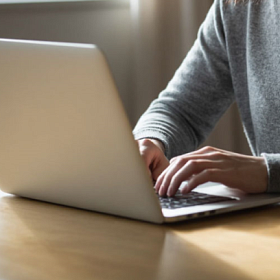 Россиянам назвали признаки поддельных отзывов на товары