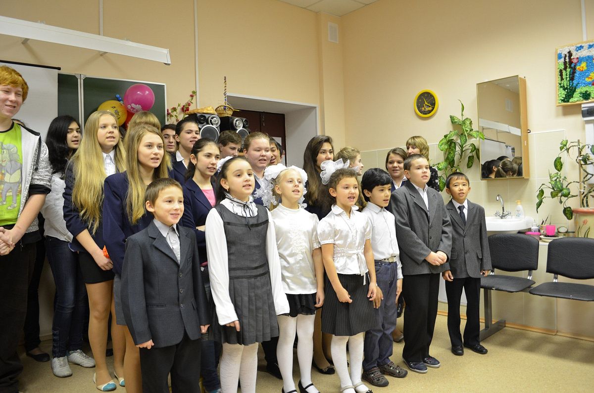 70 ДОБРЫХ ДЕЛ ВО СЛАВУ ЛЕНИНГРАДА – от учеников 452 школы на улице Загородной