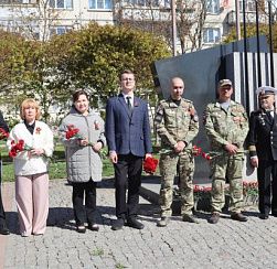 Митинг на Аллее Славы