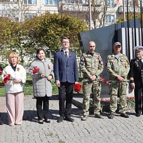 Митинг на Аллее Славы