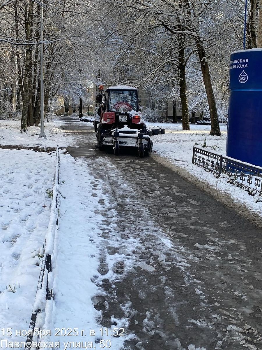 Коммунальные службы Колпинского района работают в усиленном режиме