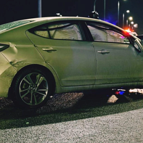 Мужчина разбился об силовое ограждение в Тосненском районе