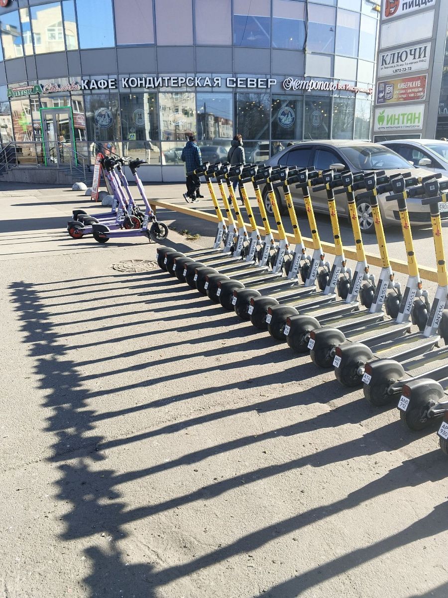 В Петербурге выписали первый штраф за нарушение ПДД на электросамокатах в этом году