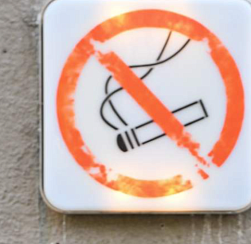 Депутат Колунов сообщил о штрафах за курение в многоквартирных домах