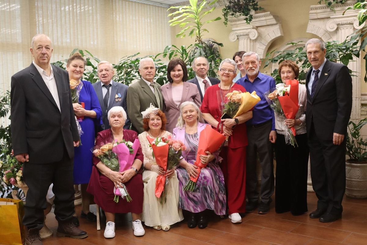 Золотые и бриллиантовые