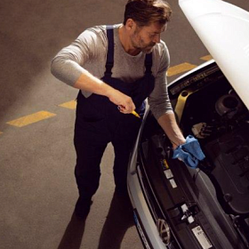 На бывший завод General Motors в Шушарах начали набирать персонал