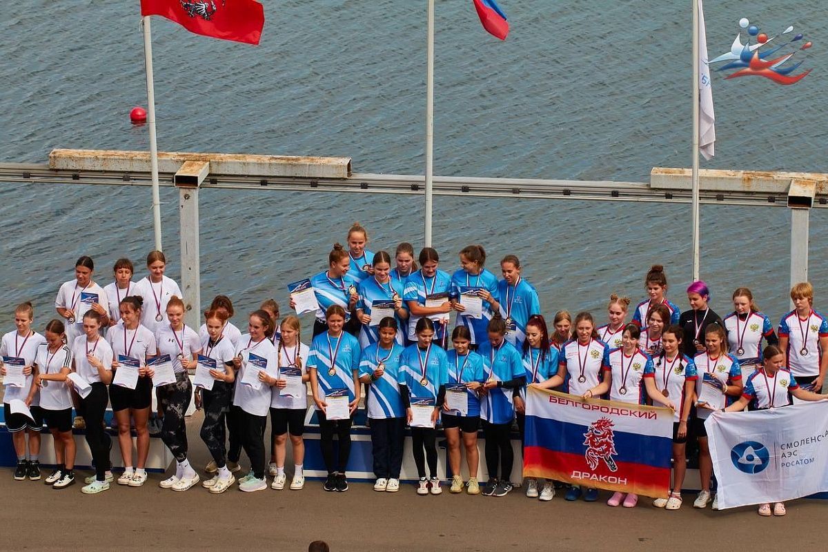 В Москве прошли Чемпионат и Первенство России по гребле на лодках класса «Дракон» В Москве прошли Чемпионат и Первенство России по гребле на лодках класса «Дракон»