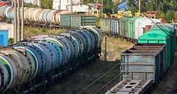 Первый грузовой поезд из России прибыл в порт Ирана