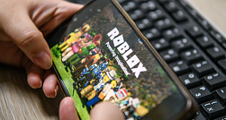 Пытавшаяся обойти блокировку Roblox школьница лишилась 82 тыс. рублей