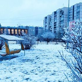 На дорогах и тротуарах Петербурга за ночь образовалась гололедица На дорогах и тротуарах Петербурга за ночь образовалась гололедица