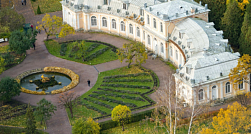 С 5 ноября вход в музей-заповедник «Петергоф» станет бесплатным