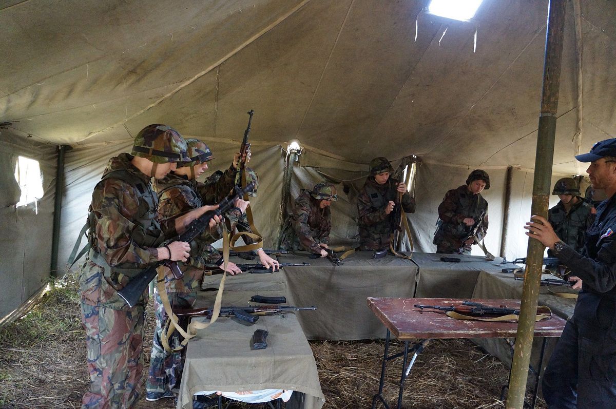 Команда добровольческого объединения "МИГ" заняла первое место в молодежном слете "Честь! Слава! Победа!"