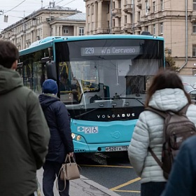 Доступность, безопасность, комфорт: в Петербурге утвержден стандарт обслуживания пассажиров в транспорте