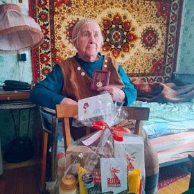 Жительница Колпинского района отметила 103-летие